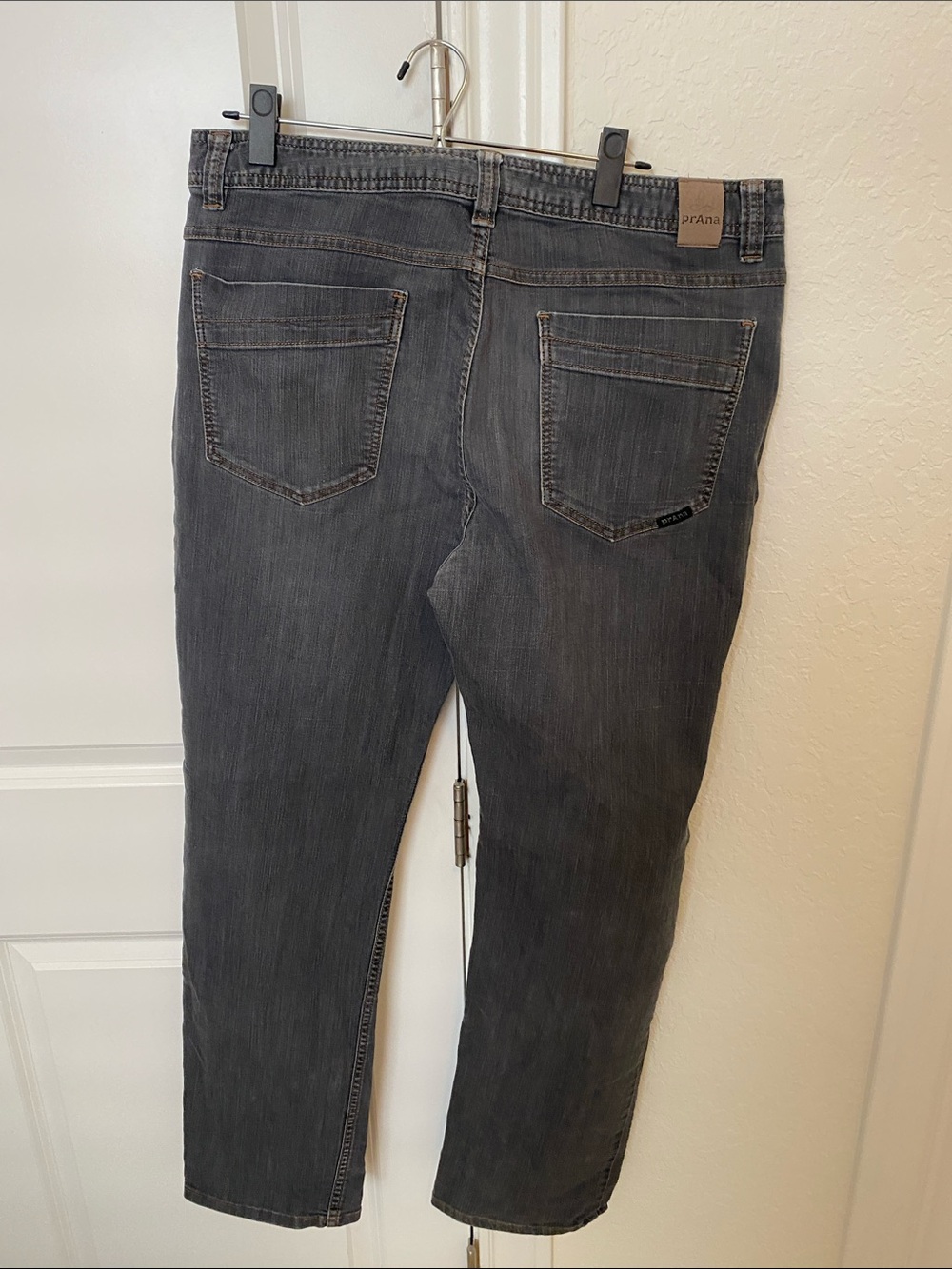 Prana Men’s Charcoal Slim Straight Jeans